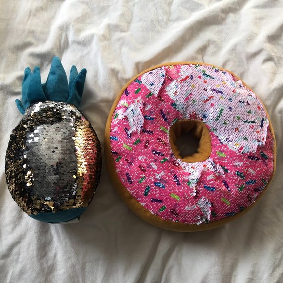 Flip Sequin Pillows Donut Pineapple Girl Bedroom Decor Bed Teen Tween Cute Soft - Picture 1 of 1